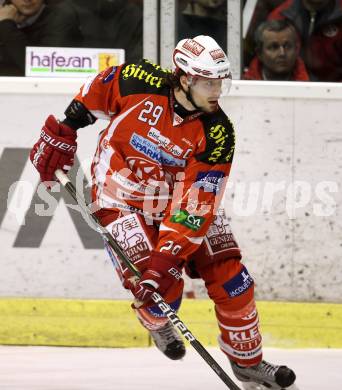 EBEL. Eishockey Bundesliga. KAC gegen EHC LIWEST Linz. Christoph Brandner (KAC). Klagenfurt, am 26.12.2011.
Foto: Kuess

---
pressefotos, pressefotografie, kuess, qs, qspictures, sport, bild, bilder, bilddatenbank