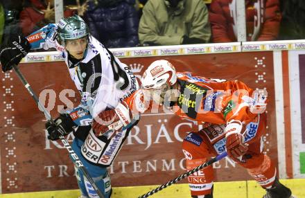 EBEL. Eishockey Bundesliga. KAC gegen EHC LIWEST Linz.  Herbert Ratz, (KAC), Martin Grabher meier  (Linz). Klagenfurt, am 26.12.2011.
Foto: Kuess

---
pressefotos, pressefotografie, kuess, qs, qspictures, sport, bild, bilder, bilddatenbank