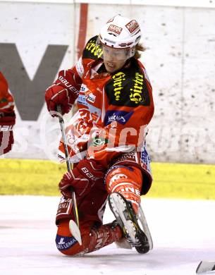 EBEL. Eishockey Bundesliga. KAC gegen EHC LIWEST Linz. Tyler Scofield(KAC). Klagenfurt, am 26.12.2011.
Foto: Kuess

---
pressefotos, pressefotografie, kuess, qs, qspictures, sport, bild, bilder, bilddatenbank