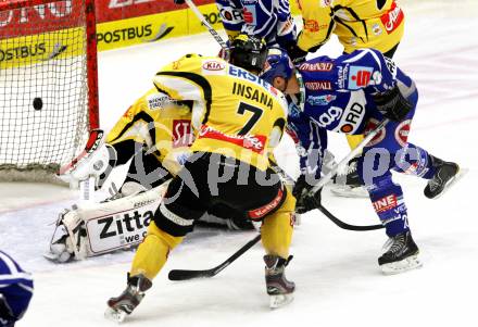 EBEL. Eishockey Bundesliga. EC Rekord Fenster VSV gegen UPC Vienna Capitals. Tor CRAIG Michael (VSV), DIVIS Reinhard, INSANA Jon (Vienna). Villach, am 26.12.2011.
Foto: Kuess 


---
pressefotos, pressefotografie, kuess, qs, qspictures, sport, bild, bilder, bilddatenbank