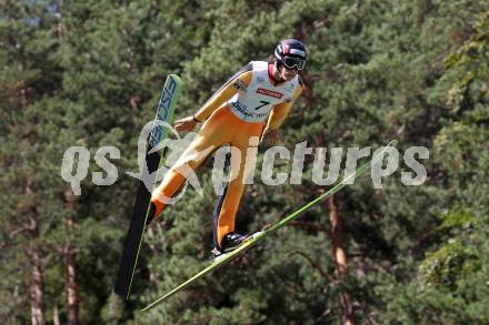 Schispringen. Florian Gugg. Villach, 9.8.2011.
Foto: Kuess
---
pressefotos, pressefotografie, kuess, qs, qspictures, sport, bild, bilder, bilddatenbank