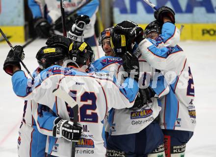 EBEL. Eishockey Bundesliga. EC Rekord Fenster VSV gegen SAPA Fehervar AV19. Torjubel Sapa Fehervar (Alba Volan). Villach, am 1.1.2012.
Foto: Kuess 


---
pressefotos, pressefotografie, kuess, qs, qspictures, sport, bild, bilder, bilddatenbank