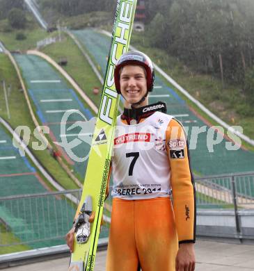 Schispringen. Florian Gugg. Villach, 9.8.2011.
Foto: Kuess
---
pressefotos, pressefotografie, kuess, qs, qspictures, sport, bild, bilder, bilddatenbank