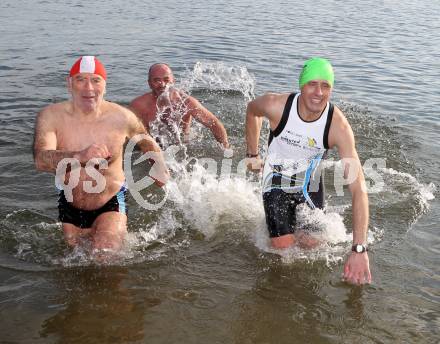 Neujahrsschwimmen. Werner Uran. Velden, am 1.1.2012.
Foto: Kuess
---
pressefotos, pressefotografie, kuess, qs, qspictures, sport, bild, bilder, bilddatenbank