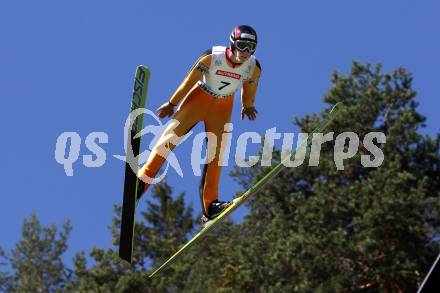 Schispringen. Florian Gugg. Villach, 9.8.2011.
Foto: Kuess
---
pressefotos, pressefotografie, kuess, qs, qspictures, sport, bild, bilder, bilddatenbank