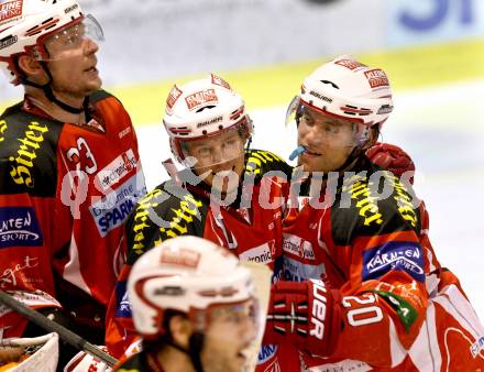 EBEL. Eishockey Bundesliga. KAC gegen SAPA Fehervar AV19. SIKLENKA Michael, LAMMERS John, SCOFIELD Tyler (KAC). Klagenfurt, am 3.1.2012.
Foto: Kuess

---
pressefotos, pressefotografie, kuess, qs, qspictures, sport, bild, bilder, bilddatenbank