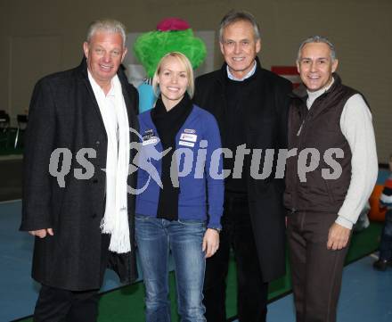 Kaerntner Sport Charity.  Reinhard Tellian, Jasmin Ouschan, Kurt Steiner, Juergen Pfeiler. Klagenfurt, am 8.1.2012.
Foto: Kuess
---
pressefotos, pressefotografie, kuess, qs, qspictures, sport, bild, bilder, bilddatenbank