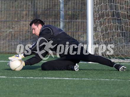 Fussball. 1. Liga. WAC/St. Andrae. Trainingsbeginn. Stefan Takats. Wolfsberg, 9.1.2012.
Foto: Kuess
---
pressefotos, pressefotografie, kuess, qs, qspictures, sport, bild, bilder, bilddatenbank