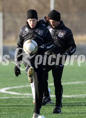 Fussball. 1. Liga. WAC/St. Andrae. Trainingsbeginn. Mario Kroepfl. Wolfsberg, 9.1.2012.
Foto: Kuess
---
pressefotos, pressefotografie, kuess, qs, qspictures, sport, bild, bilder, bilddatenbank