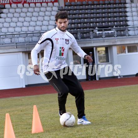 Fussball. 1. Liga. WAC/St. Andrae. JosÃ© Antonio Solano Moreno. Wolfsberg, 9.1.2012
Foto: Kuess
---
pressefotos, pressefotografie, kuess, qs, qspictures, sport, bild, bilder, bilddatenbank