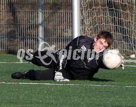 Fussball. 1. Liga. WAC/St. Andrae. Trainingsbeginn. Max Friesacher. Wolfsberg, 9.1.2012.
Foto: Kuess
---
pressefotos, pressefotografie, kuess, qs, qspictures, sport, bild, bilder, bilddatenbank