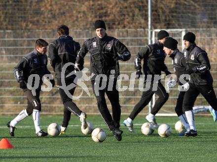 Fussball. 1. Liga. WAC/St. Andrae. Trainingsbeginn. Christian Falk. Wolfsberg, 9.1.2012.
Foto: Kuess
---
pressefotos, pressefotografie, kuess, qs, qspictures, sport, bild, bilder, bilddatenbank