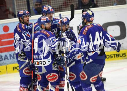 EBEL. Eishockey Bundesliga. EC Rekord Fenster VSV gegen EC Red Bull Salzburg. Torjubel  (VSV), (Salzburg). Villach, am 10.1.2012.
Foto: Kuess
---
pressefotos, pressefotografie, kuess, qs, qspictures, sport, bild, bilder, bilddatenbank