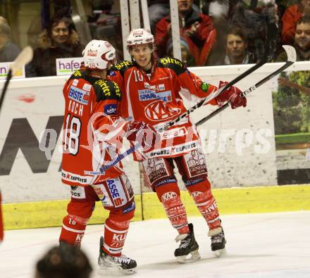 EBEL. Eishockey Bundesliga. KAC gegen UPC VIENNA CAPITALS. Torjubel SCOFIELD Tyler, KOCH Thomas (KAC). Klagenfurt, am 10.1.2012.
Foto: Kuess

---
pressefotos, pressefotografie, kuess, qs, qspictures, sport, bild, bilder, bilddatenbank