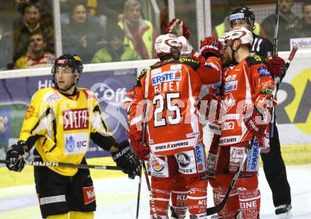 EBEL. Eishockey Bundesliga. KAC gegen UPC VIENNA CAPITALS. Torjubel KAC. Klagenfurt, am 10.1.2012.
Foto: Kuess

---
pressefotos, pressefotografie, kuess, qs, qspictures, sport, bild, bilder, bilddatenbank