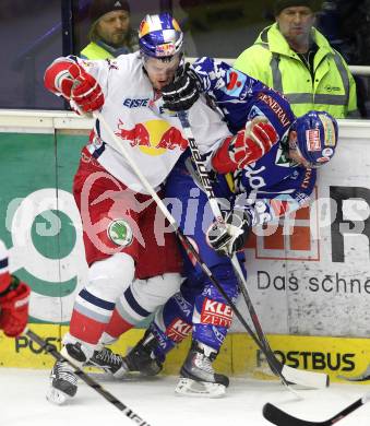 EBEL. Eishockey Bundesliga. EC Rekord Fenster VSV gegen EC Red Bull Salzburg. Marco Pewal (VSV), Steven Regier (Salzburg). Villach, am 10.1.2012.
Foto: Kuess
---
pressefotos, pressefotografie, kuess, qs, qspictures, sport, bild, bilder, bilddatenbank