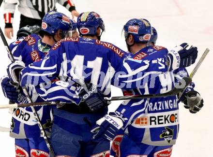 EBEL. Eishockey Bundesliga. EC Rekord Fenster VSV gegen EHC LIWEST BLACK WINGS LINZ.  Jubel VSV. Villach, am 13.1.2012.
Foto: Kuess 


---
pressefotos, pressefotografie, kuess, qs, qspictures, sport, bild, bilder, bilddatenbank