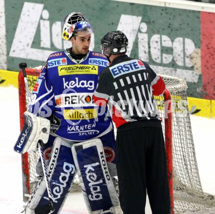 EBEL. Eishockey Bundesliga. EC Rekord Fenster VSV gegen EHC LIWEST BLACK WINGS LINZ. STARKBAUM Bernhard (VSV). Villach, am 13.1.2012.
Foto: Kuess 


---
pressefotos, pressefotografie, kuess, qs, qspictures, sport, bild, bilder, bilddatenbank