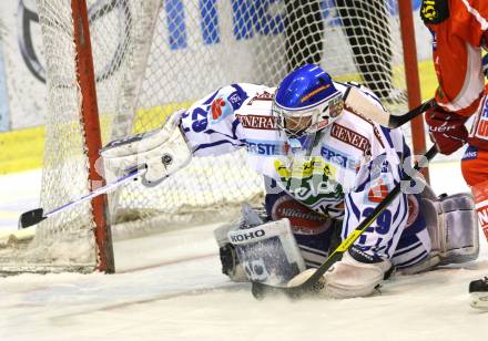 EBEL. Eishockey Bundesliga. KAC gegen VSV. STARKBAUM Bernhard (VSV). Klagenfurt, am 17.1.2012.
Foto: Kuess

---
pressefotos, pressefotografie, kuess, qs, qspictures, sport, bild, bilder, bilddatenbank