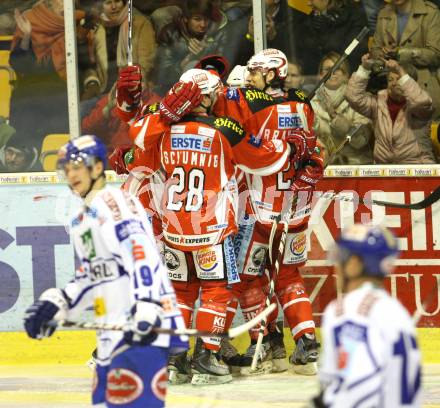 EBEL. Eishockey Bundesliga. KAC gegen VSV. Torjubel KAC. Klagenfurt, am 17.1.2012.
Foto: Kuess

---
pressefotos, pressefotografie, kuess, qs, qspictures, sport, bild, bilder, bilddatenbank