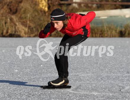 Eisschnellauf. Eislaufverein Woerthersee. Andreas Jesse. Hoerzendorfer See, 27.12.2011.
Foto: Kuess
---
pressefotos, pressefotografie, kuess, qs, qspictures, sport, bild, bilder, bilddatenbank