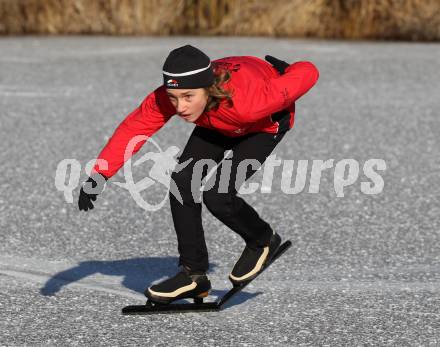 Eisschnellauf. Eislaufverein Woerthersee. Andreas Jesse. Hoerzendorfer See, 27.12.2011.
Foto: Kuess
---
pressefotos, pressefotografie, kuess, qs, qspictures, sport, bild, bilder, bilddatenbank