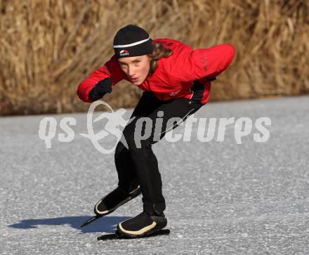 Eisschnellauf. Eislaufverein Woerthersee. Andreas Jesse. Hoerzendorfer See, 27.12.2011.
Foto: Kuess
---
pressefotos, pressefotografie, kuess, qs, qspictures, sport, bild, bilder, bilddatenbank