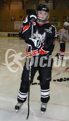 Eishockey Nachwuchsmeisterschaft U18, U20. Jugendolympiade. Tamara Grascher (Tarco Woelfe). Klagenfurt, am 8.1.2012.
Foto: Kuess
---
pressefotos, pressefotografie, kuess, qs, qspictures, sport, bild, bilder, bilddatenbank