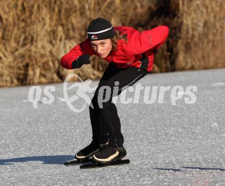 Eisschnellauf. Eislaufverein Woerthersee. Andreas Jesse. Hoerzendorfer See, 27.12.2011.
Foto: Kuess
---
pressefotos, pressefotografie, kuess, qs, qspictures, sport, bild, bilder, bilddatenbank