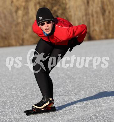 Eisschnellauf. Eislaufverein Woerthersee. Stefan Haan. Hoerzendorfer See, 27.12.2011.
Foto: Kuess
---
pressefotos, pressefotografie, kuess, qs, qspictures, sport, bild, bilder, bilddatenbank