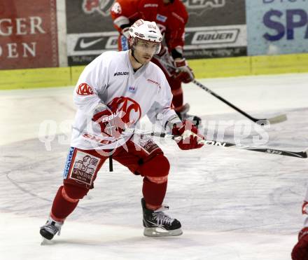 Eishockey. KAC. Joey Tenute. Klagenfurt, 15.11.2011.
Foto: Kuess
---
pressefotos, pressefotografie, kuess, qs, qspictures, sport, bild, bilder, bilddatenbank