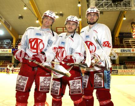 Eishockey. KAC. Lammers John, Tenute Joey, Gregor Hager. Klagenfurt, 15.11.2011.
Foto: Kuess
---
pressefotos, pressefotografie, kuess, qs, qspictures, sport, bild, bilder, bilddatenbank