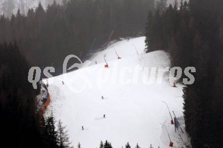 Bad Kleinkirchheim, Schipiste, 29.12.2011.
Foto: Kuess
---
pressefotos, pressefotografie, kuess, qs, qspictures, sport, bild, bilder, bilddatenbank