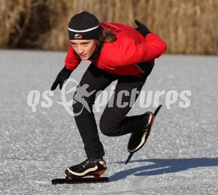 Eisschnellauf. Eislaufverein Woerthersee. Simon Jesse. Hoerzendorfer See, 27.12.2011.
Foto: Kuess
---
pressefotos, pressefotografie, kuess, qs, qspictures, sport, bild, bilder, bilddatenbank