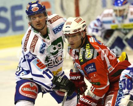 EBEL. Eishockey Bundesliga. KAC gegen VSV. Joseph Joey Tenute (KAC), Robert Shearer (VSV). Klagenfurt, am 17.1.2012.
Foto: Kuess

---
pressefotos, pressefotografie, kuess, qs, qspictures, sport, bild, bilder, bilddatenbank