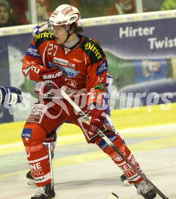 EBEL. Eishockey Bundesliga. KAC gegen VSV. Thomas Hundertpfund (KAC). Klagenfurt, am 17.1.2012.
Foto: Kuess

---
pressefotos, pressefotografie, kuess, qs, qspictures, sport, bild, bilder, bilddatenbank