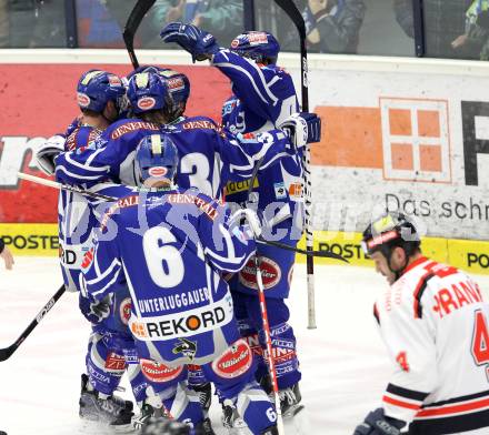 EBEL. Eishockey Bundesliga. EC Rekord Fenster VSV gegen HC Orli Znojmo.  Torjubel (VSV),  (Znaim). Villach, am 20.1.2012.
Foto: Kuess 


---
pressefotos, pressefotografie, kuess, qs, qspictures, sport, bild, bilder, bilddatenbank