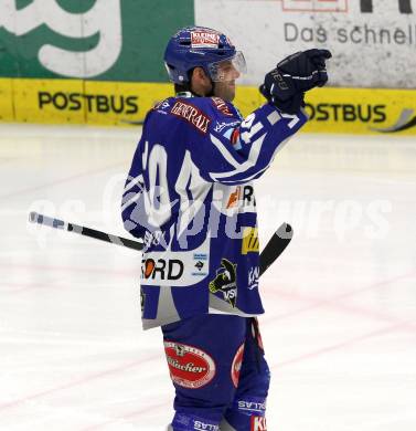 EBEL. Eishockey Bundesliga. EC Rekord Fenster VSV gegen HC Orli Znojmo.  Torjubel Derek Damon (VSV). Villach, am 20.1.2012.
Foto: Kuess 


---
pressefotos, pressefotografie, kuess, qs, qspictures, sport, bild, bilder, bilddatenbank