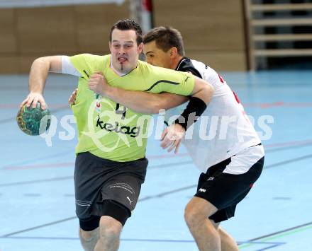 Handball. Bundesliga. HCK 59 Klagenfurt gegen SC kelag Ferlach. Patrick Jochum, (HCK), Daniel Plesej (Ferlach). Klagenfurt, 21.1.2012
Foto: Kuess 


---
pressefotos, pressefotografie, kuess, qs, qspictures, sport, bild, bilder, bilddatenbank