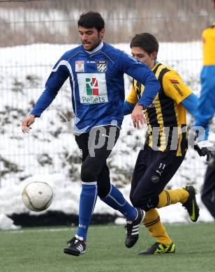 Fussball Testspiel. WAC/St. Andrae gegen VSV. Jose Antonio Solano Moreno (WAC), Paul Jury (VSV). St. Andrae, am 21.1.2012.
Foto: Kuess
---
pressefotos, pressefotografie, kuess, qs, qspictures, sport, bild, bilder, bilddatenbank