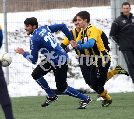 Fussball Testspiel. WAC/St. Andrae gegen VSV. Jose Antonio Solano Moreno (WAC), Paul Jury (VSV). St. Andrae, am 21.1.2012.
Foto: Kuess
---
pressefotos, pressefotografie, kuess, qs, qspictures, sport, bild, bilder, bilddatenbank