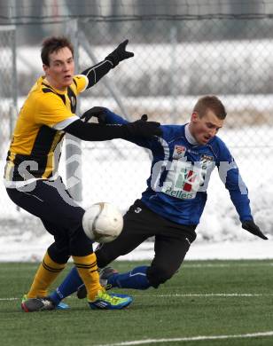 Fussball Testspiel. WAC/St. Andrae gegen VSV. Manuel Kerhe (WAC), Lukas Kircher (VSV). St. Andrae, am 21.1.2012.
Foto: Kuess
---
pressefotos, pressefotografie, kuess, qs, qspictures, sport, bild, bilder, bilddatenbank