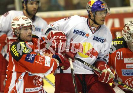 EBEL. Eishockey Bundesliga. KAC gegen Red Bull Salzburg. Kirk Furey (KAC), Thomas Koch (Salzburg). Klagenfurt, am 22.1.2012.
Foto: Kuess
---
pressefotos, pressefotografie, kuess, qs, qspictures, sport, bild, bilder, bilddatenbank