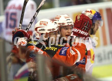 EBEL. Eishockey Bundesliga. KAC gegen Red Bull Salzburg. Torjubel Joseph Joey Tenute, Markus Pirmann (KAC), (Salzburg). Klagenfurt, am 22.1.2012.
Foto: Kuess
---
pressefotos, pressefotografie, kuess, qs, qspictures, sport, bild, bilder, bilddatenbank