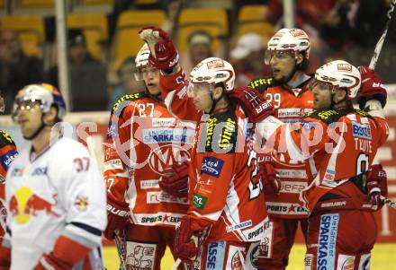 EBEL. Eishockey Bundesliga. KAC gegen Red Bull Salzburg. Torjubel Thomas HUndertpfund, Christoph Brandner, Joseph Joey Tenute, Kirk Furey (KAC), (Salzburg). Klagenfurt, am 22.1.2012.
Foto: Kuess
---
pressefotos, pressefotografie, kuess, qs, qspictures, sport, bild, bilder, bilddatenbank