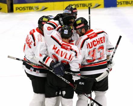 EBEL. Eishockey Bundesliga. EC Rekord Fenster VSV gegen HC Orli Znojmo.  Torjubel (Znaim). Villach, am 22.1.2012.
Foto: Kuess 


---
pressefotos, pressefotografie, kuess, qs, qspictures, sport, bild, bilder, bilddatenbank