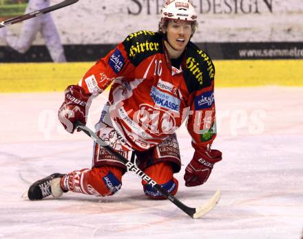 EBEL. Eishockey Bundesliga. KAC gegen Medvescak Zagreb. Tyler Scofield (KAC), (Zagreb). Klagenfurt, am 24.1.2012.
Foto: Kuess

---
pressefotos, pressefotografie, kuess, qs, qspictures, sport, bild, bilder, bilddatenbank