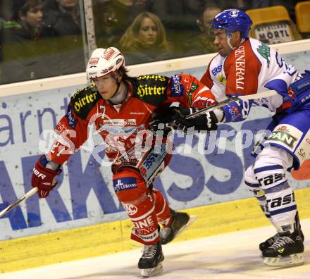 EBEL. Eishockey Bundesliga. KAC gegen Medvescak Zagreb. Thomas Hundertpfund  (KAC), Alan Letang (Zagreb). Klagenfurt, am 24.1.2012.
Foto: Kuess

---
pressefotos, pressefotografie, kuess, qs, qspictures, sport, bild, bilder, bilddatenbank