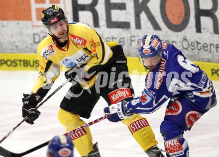 EBEL. Eishockey Bundesliga. EC Rekord Fenster VSV gegen UPC Vienna Capitals. Gerhard Unterluggauer,  (VSV), Jonathan Ferland (Caps). Villach, am 27.1.2012.
Foto: Kuess 


---
pressefotos, pressefotografie, kuess, qs, qspictures, sport, bild, bilder, bilddatenbank