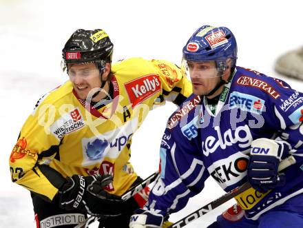 EBEL. Eishockey Bundesliga. EC Rekord Fenster VSV gegen UPC Vienna Capitals. Shayne Toporowski,  (VSV), Marcel Rodman (Caps). Villach, am 27.1.2012.
Foto: Kuess 


---
pressefotos, pressefotografie, kuess, qs, qspictures, sport, bild, bilder, bilddatenbank